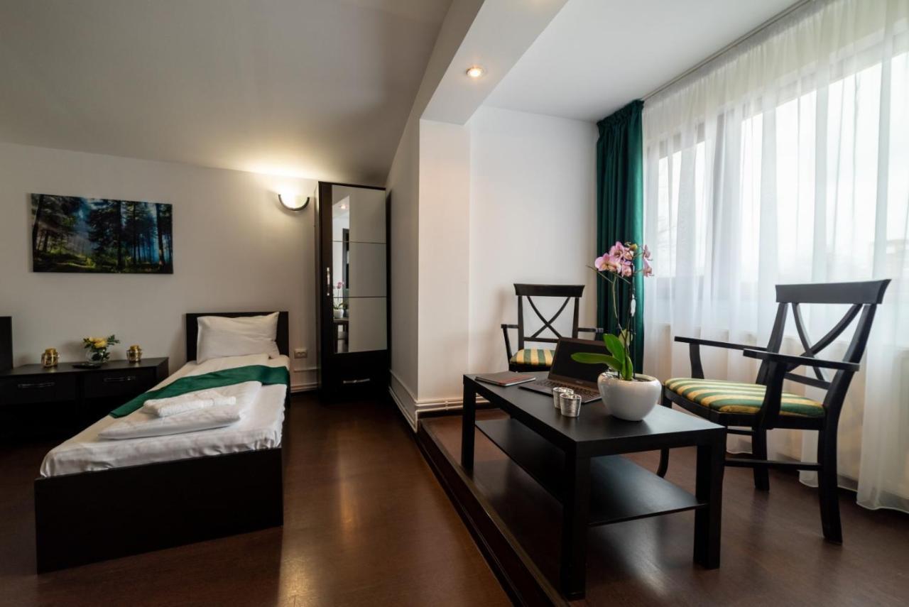 Escala Rooms Ghimbav Eksteriør billede