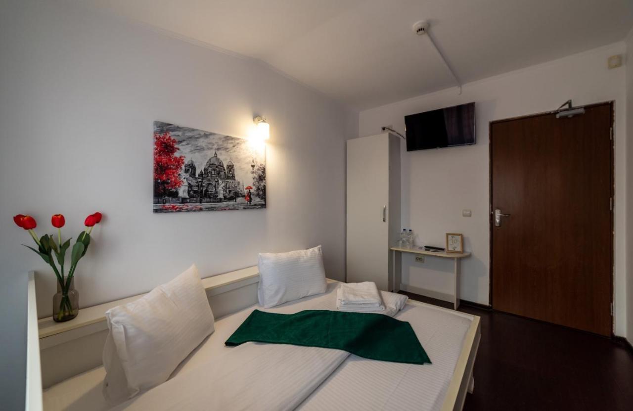 Escala Rooms Ghimbav Eksteriør billede