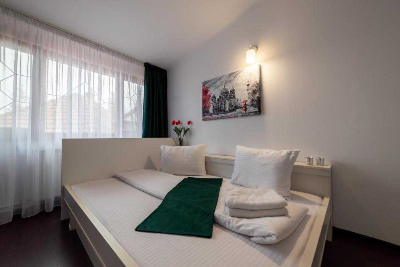 Escala Rooms Ghimbav Eksteriør billede